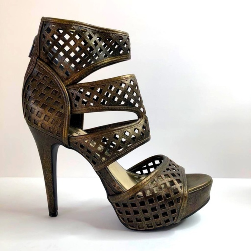 Kenneth Cole Reaction Heels Cut Out Sandals #8